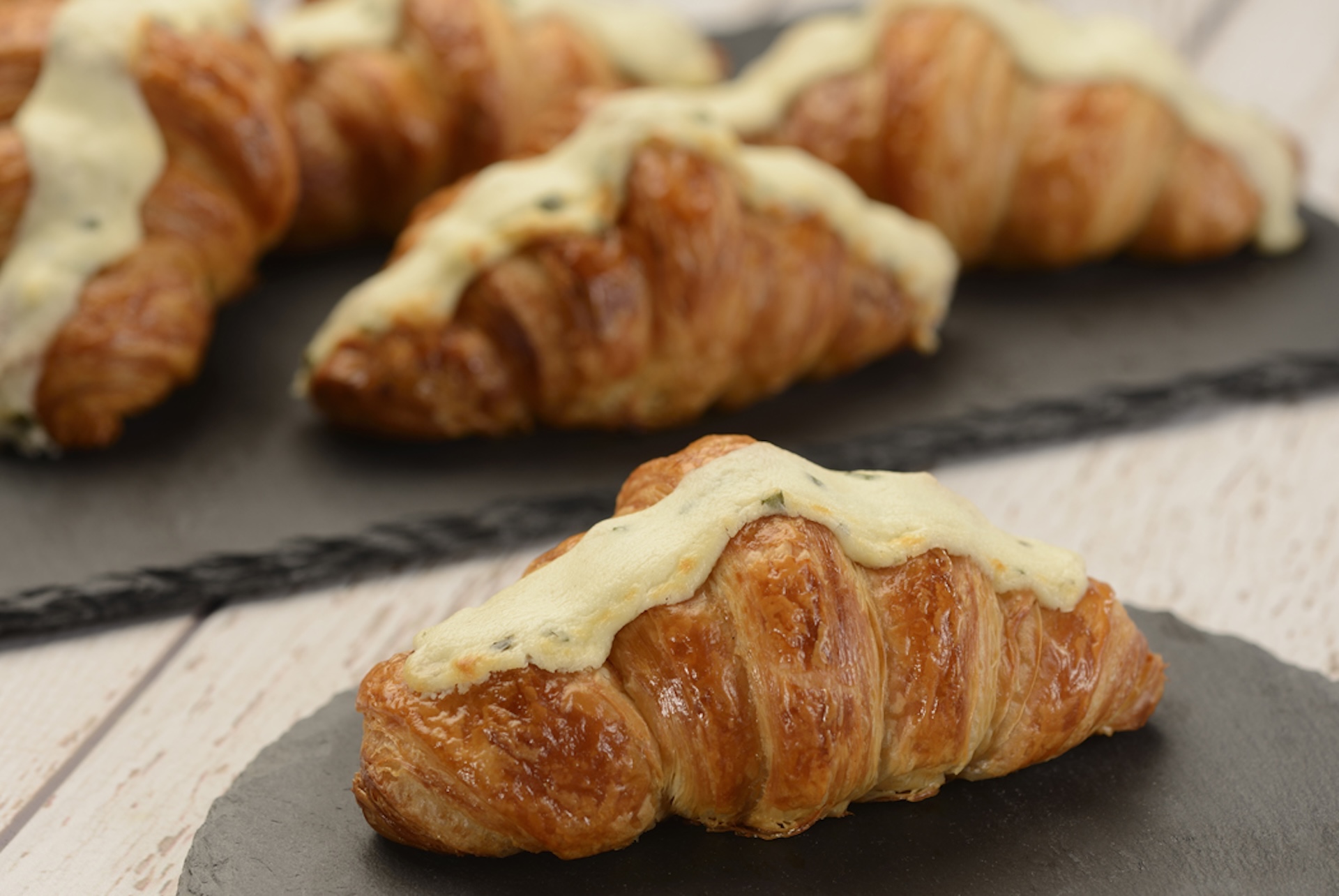2026 wdw fg foodie guide croissantaufromage