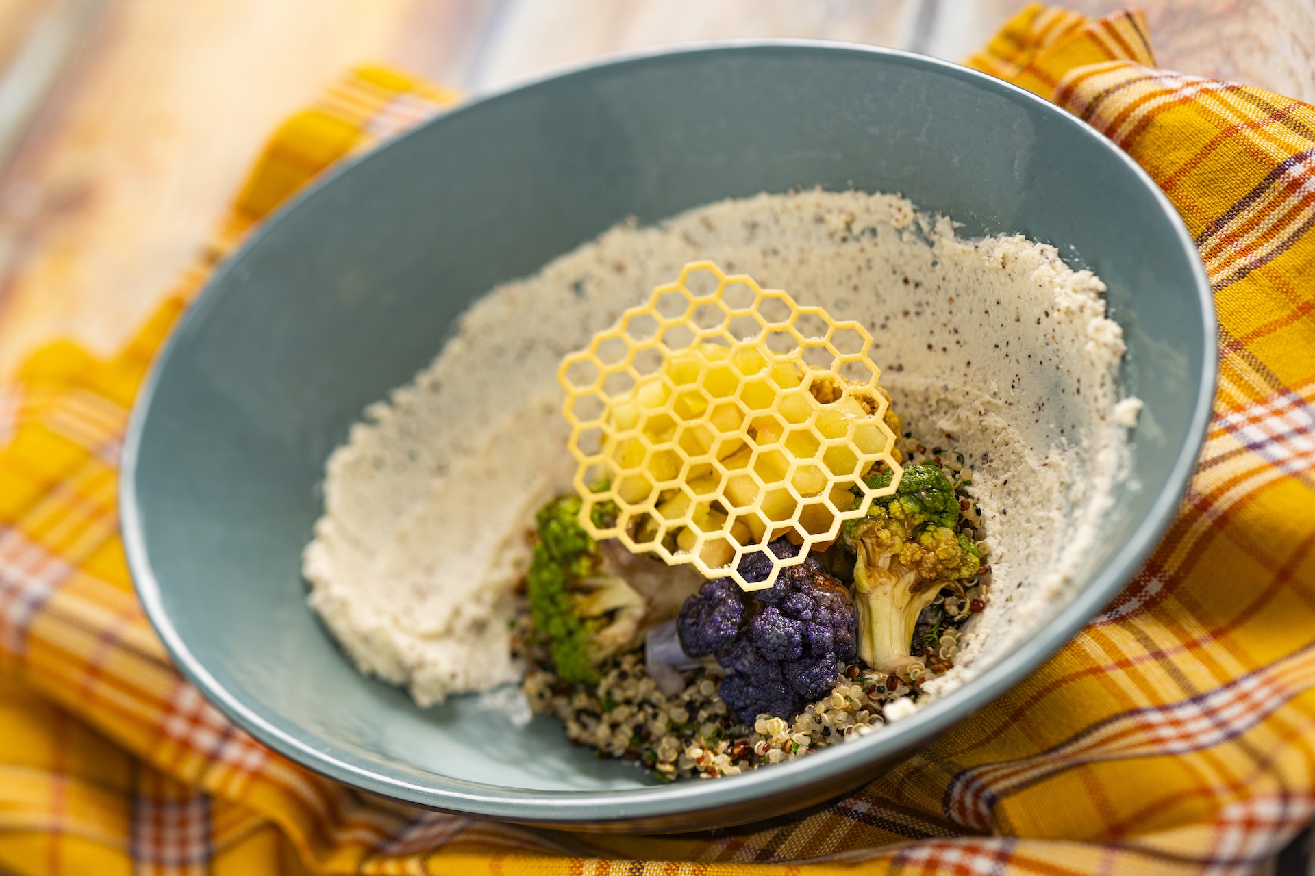 2026 wdw fg foodie guide honeycombbowl