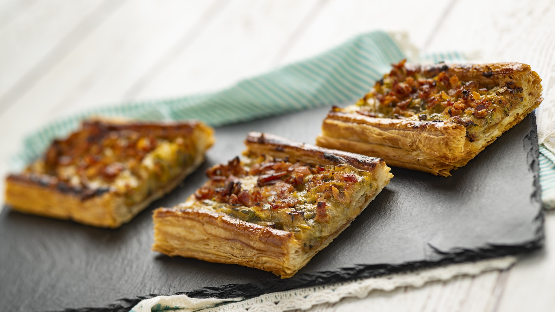2026 wdw fg foodie guide oniontart