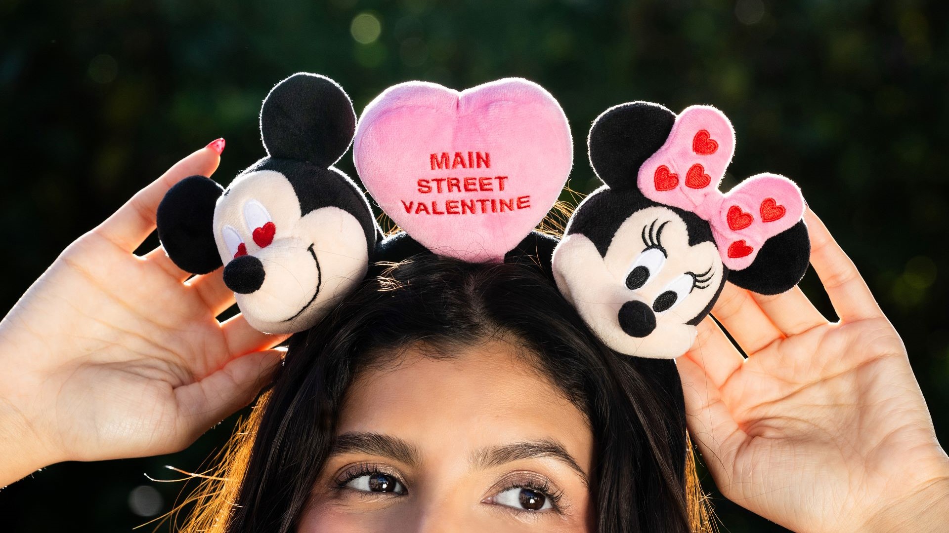 Fall in Love at Walt Disney World This Valentines Day with Sweet Treats and Magic
