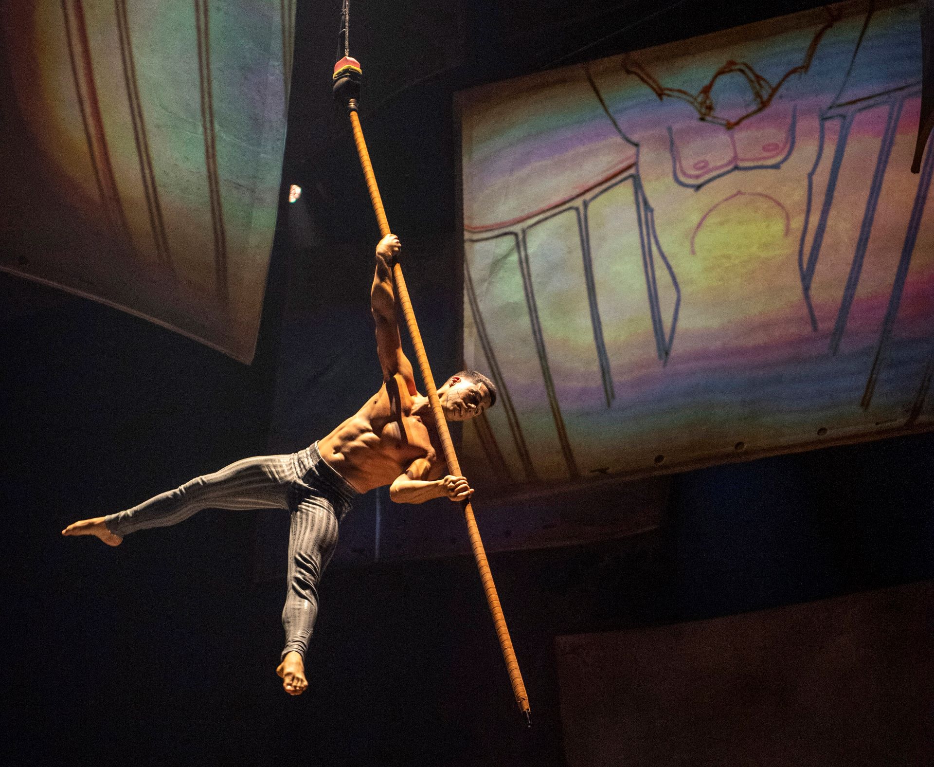 Shows and entertainment at disney springs