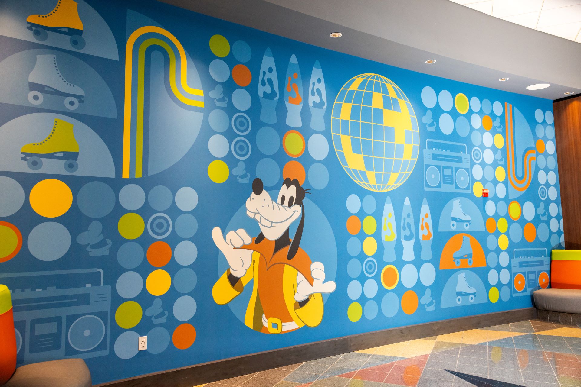 Check In and Check Out Pop Century