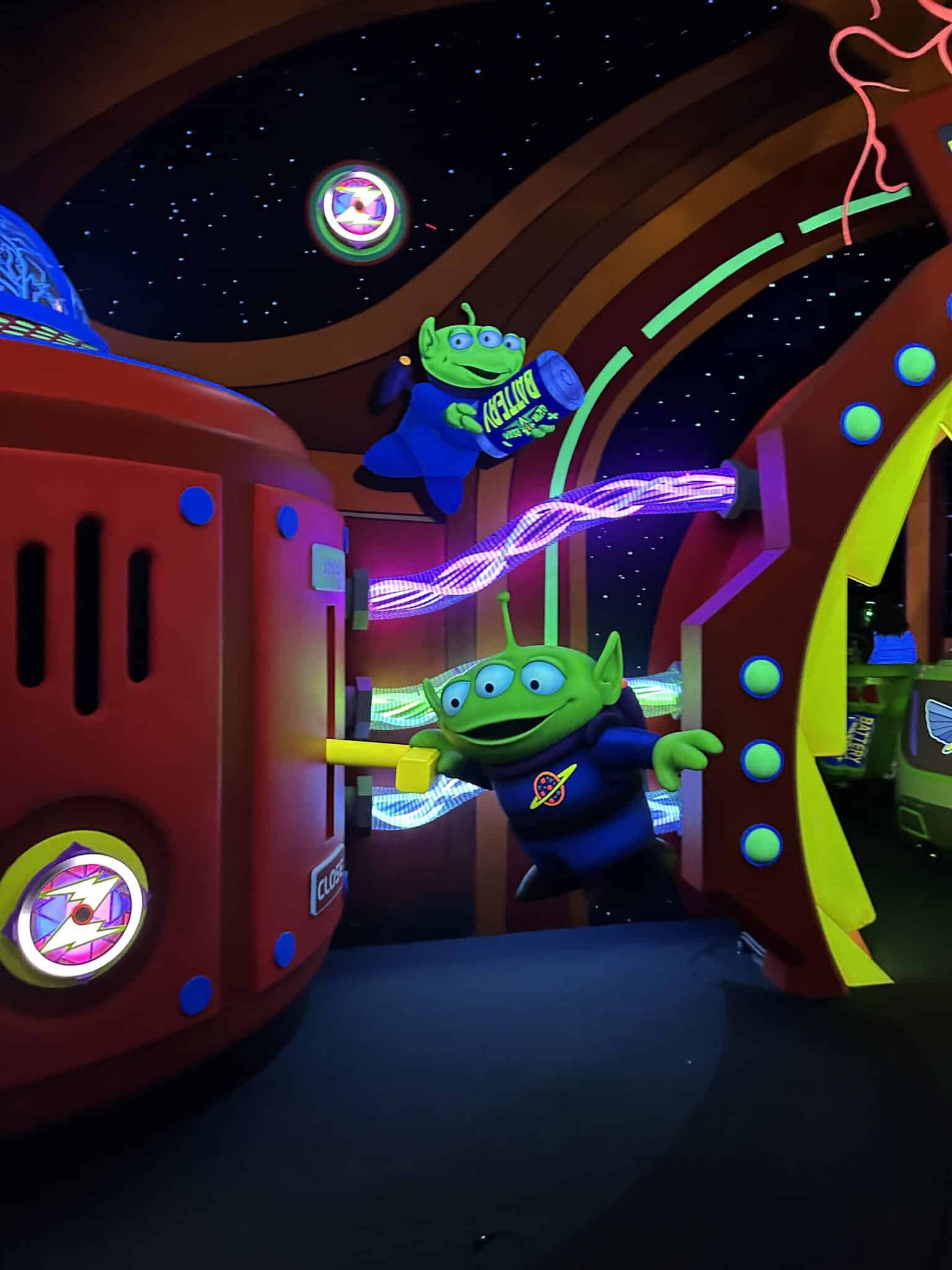 Review the All New Buzz Lightyear Space Ranger Spin Magic Kingdom