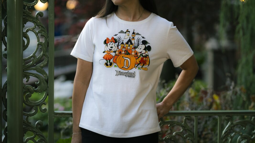 2026 DCP Halloween Merch Shriek Peek 10