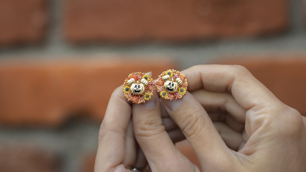 2026 DCP Halloween Merch Shriek Peek 28