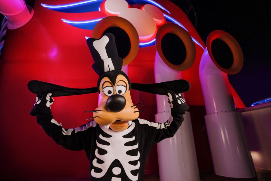 Goofy Halloween Cruise Line