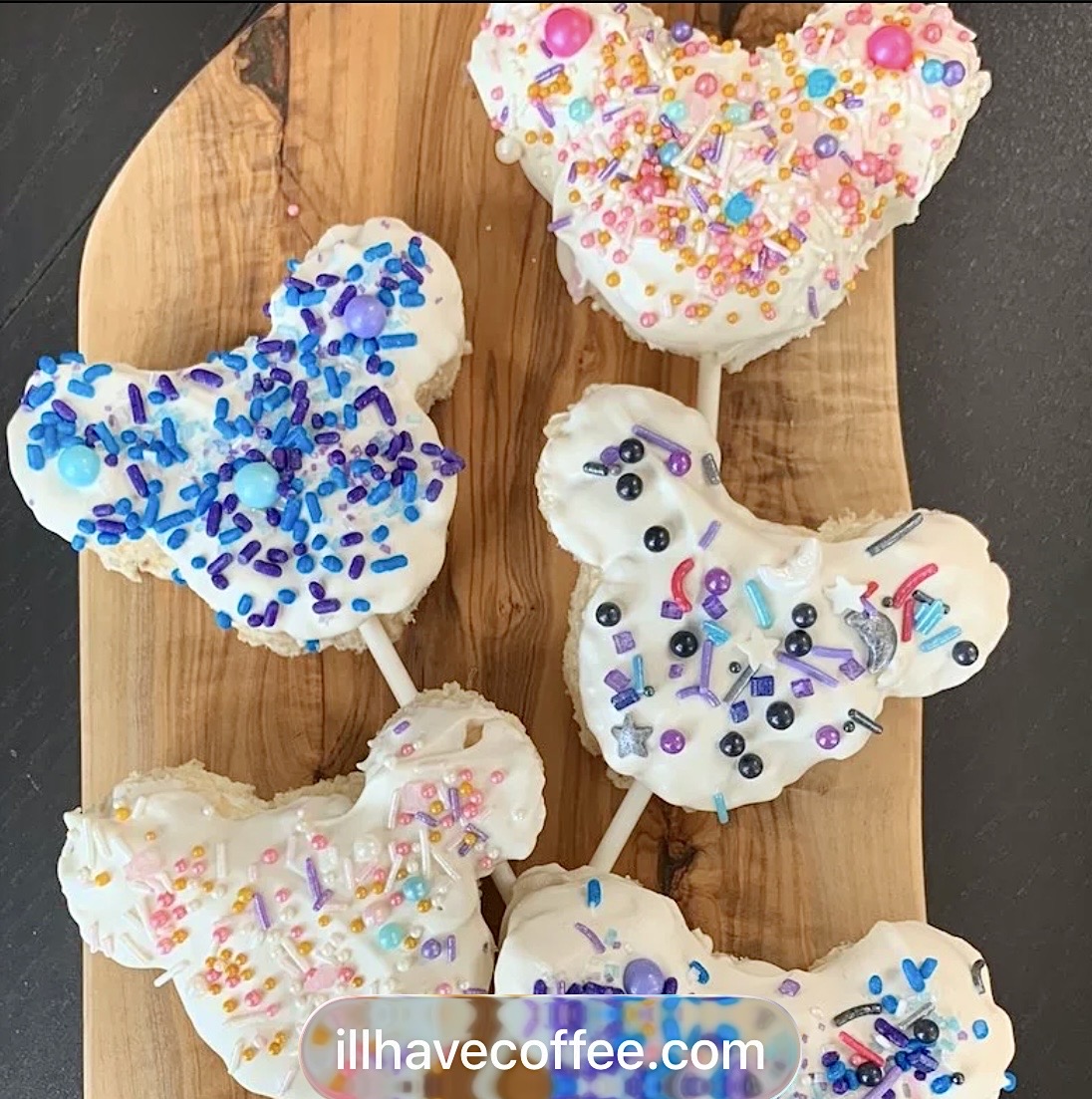 Easter Treat Mickey Shaped Rice Krispies Recipe | The Main Street Mouse Easter Treat Mickey Shaped Rice Krispies Recipe