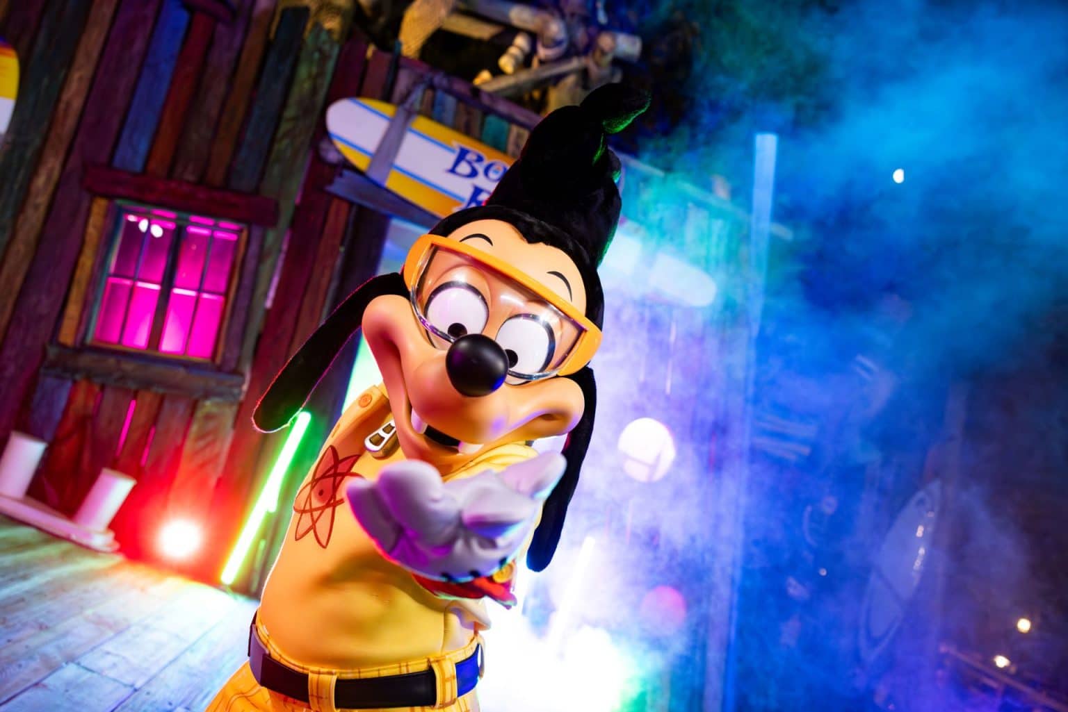 Max Goof H2O Glow Nights