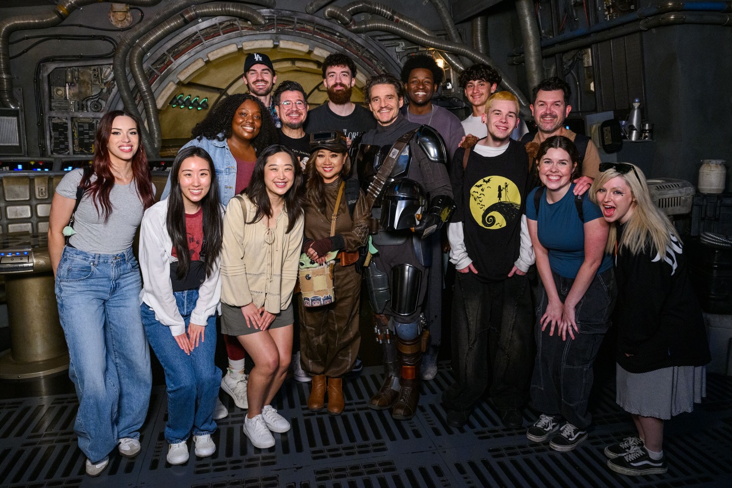 Pedro Pascal Surprises Fans at Galaxy's Edge Disneyalnd