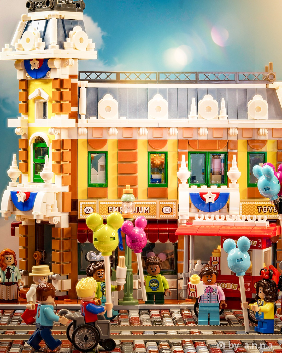 Main Stret Usa Lego Disneyland 2