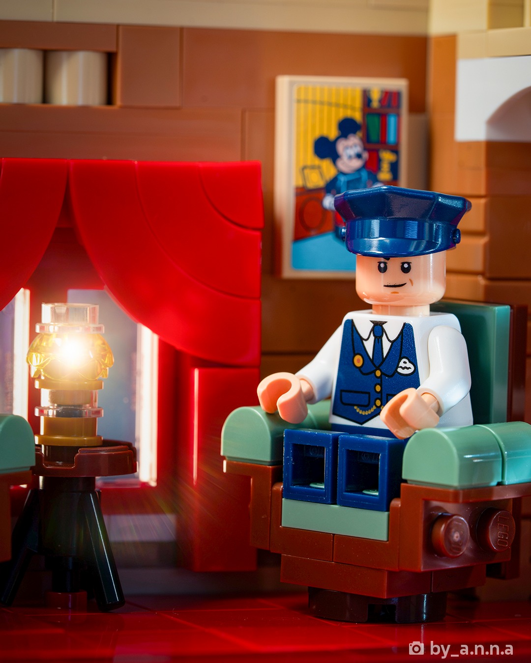 Main Stret Usa Lego Disneyland 3
