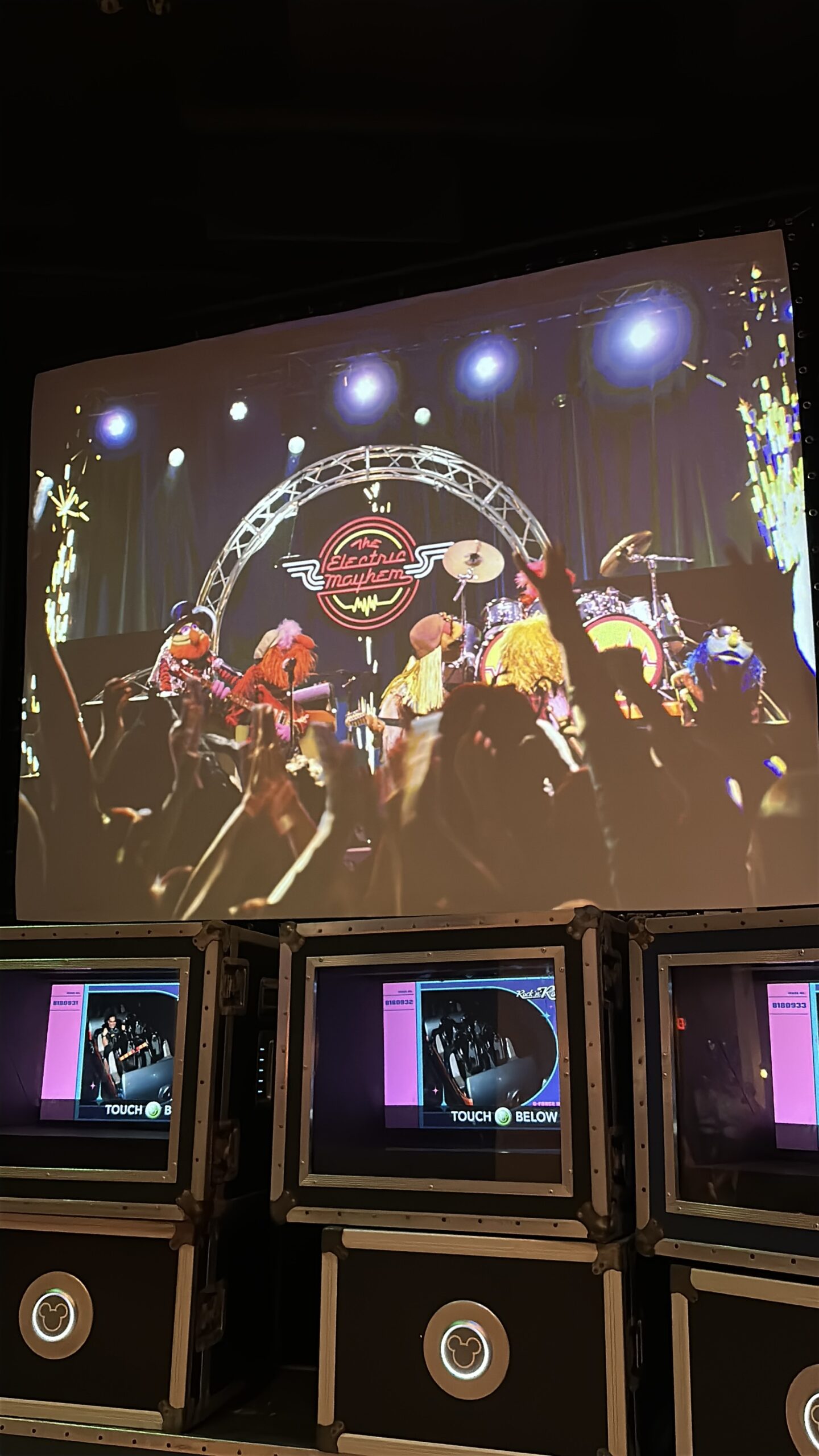Rock n Roller Coaster Starring The Muppets Concert The Electric Mayhem | The Main Street Mouse Rock N Roller Coaster Starring the Muppets Concert the Electric Mayhem