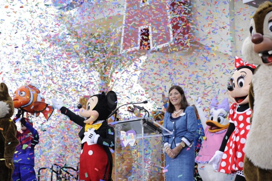 Mickey Confetti