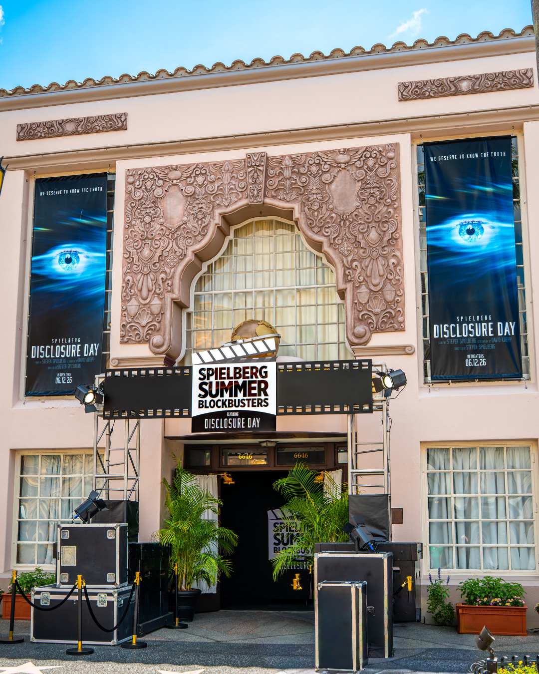 Step Into Spielbergs Legendary Film Worlds at Universal Orlando This Summer | The Main Street Mouse Step into Spielberg's Legendary Film Worlds at Universal Orlando This Summer
