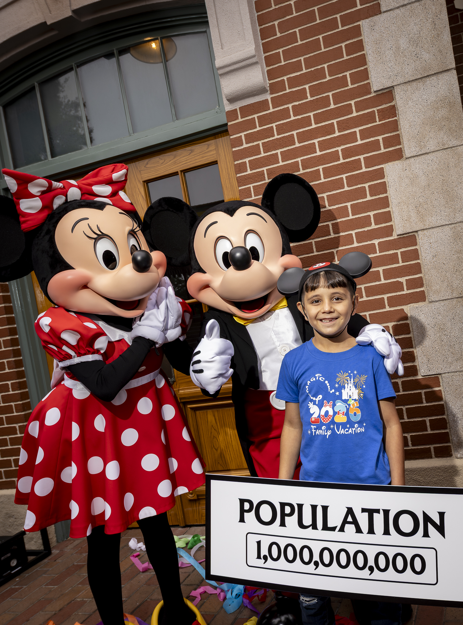 Disneyland Resort Celebrates Historic Milestone One Billionth Guest | The Main Street Mouse Disneyland Resort Celebrates Historic Milestone One Billionth Guest