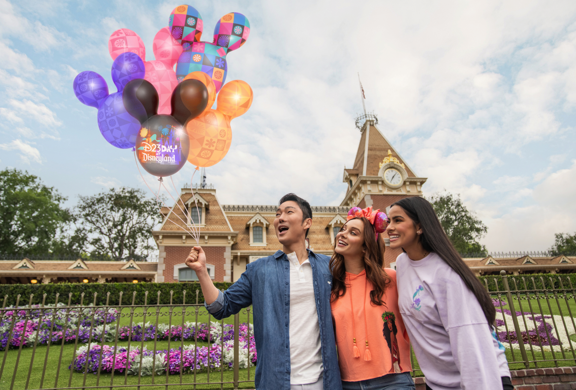 D23DayMagicShot | The Main Street Mouse D23 day magic shot