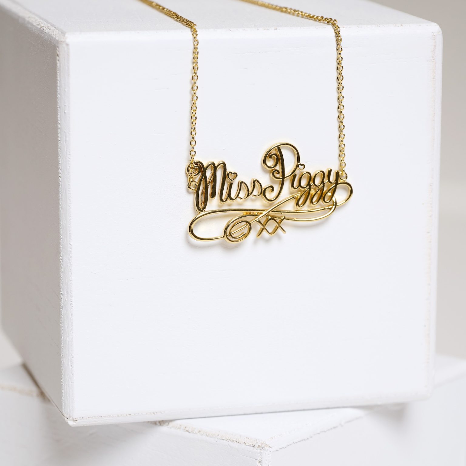 Miss Piggy Necklace